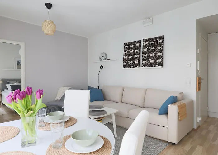 Fredika, Modern 1Br,Tripla Pasila Prime Location, Parking, Train Station Near